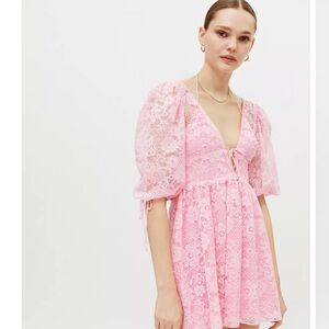 Elegant Pink Lace Dress